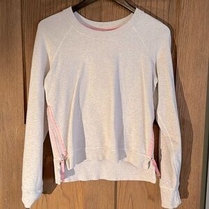 Light sweatshirt, side zip details